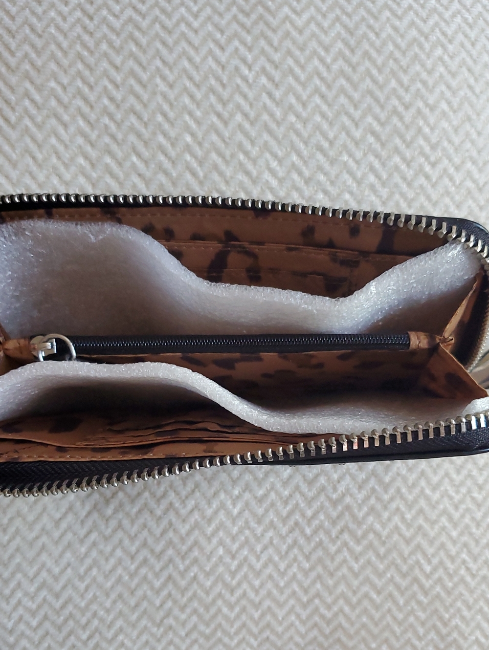 Aimee Kestenberg Leather Stud Wristlet Wallet - Picture 15 of 16